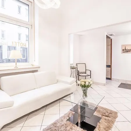 Hotel Bejuna By Vivere Stays Düsseldorf
