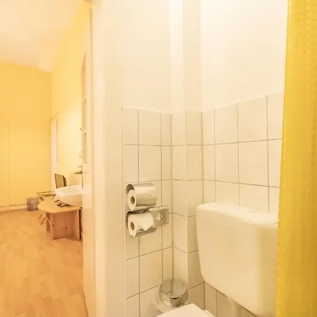 Bejuna By Vivere Stays 3* Düsseldorf